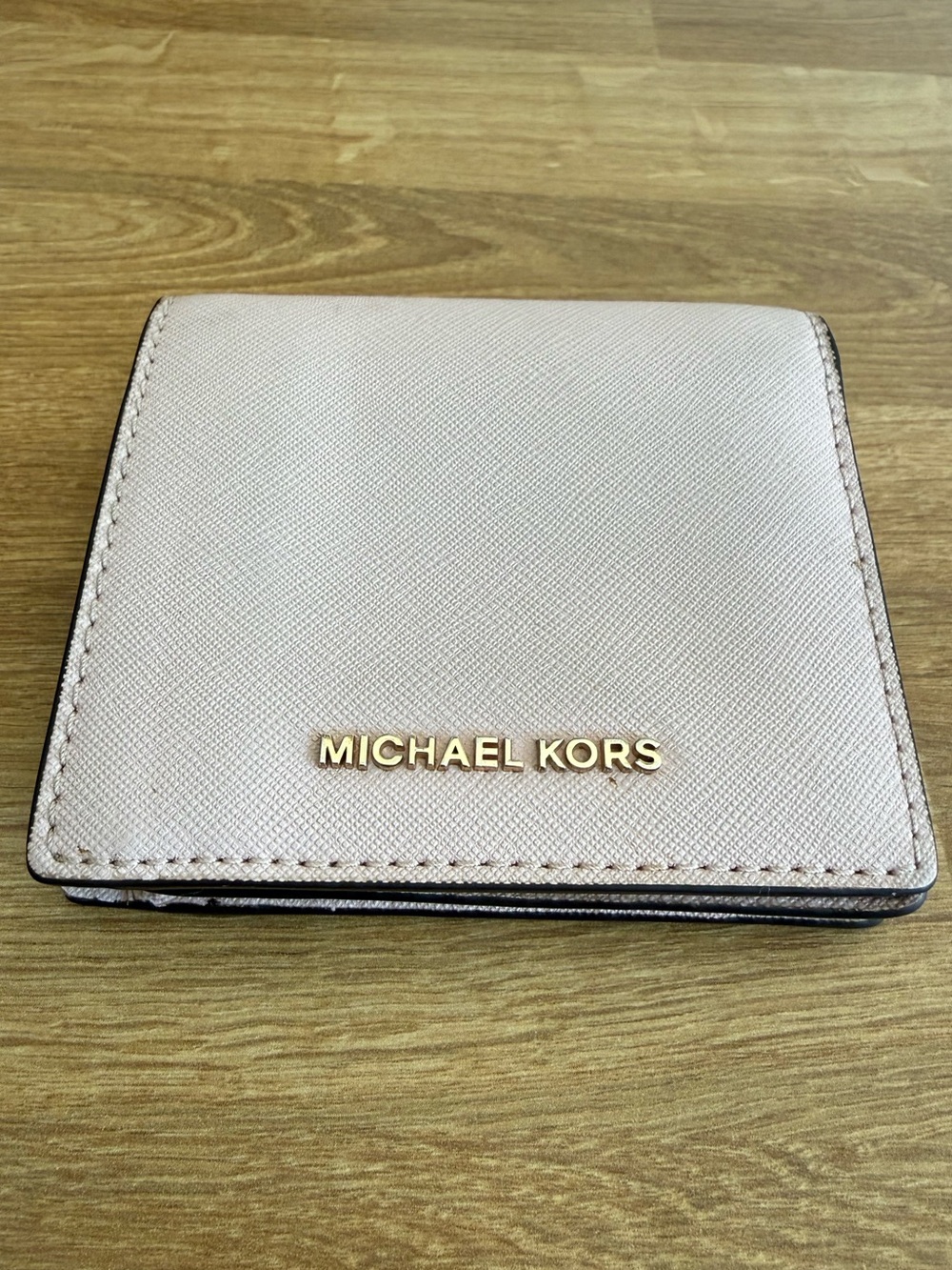 Michael Kors Jet Set Travel Medium Bifold Wallet Blossom Pink Saffiano Leather